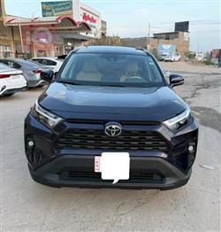 تۆیۆتا ڕاڤ 4